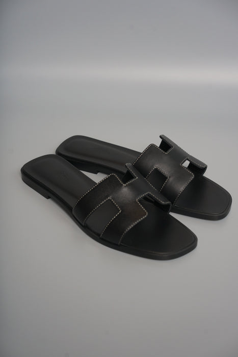 Hermes Oran Sandals in Black Size 38.5 (Brand New)
