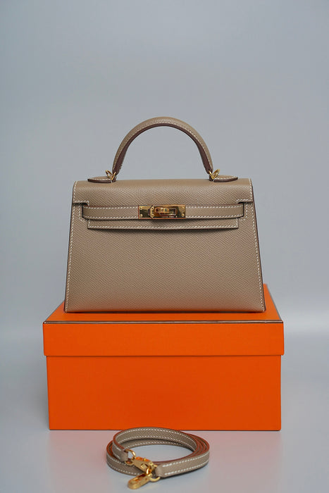Hermes Kelly 20 in Etoupe Epsom Ghw