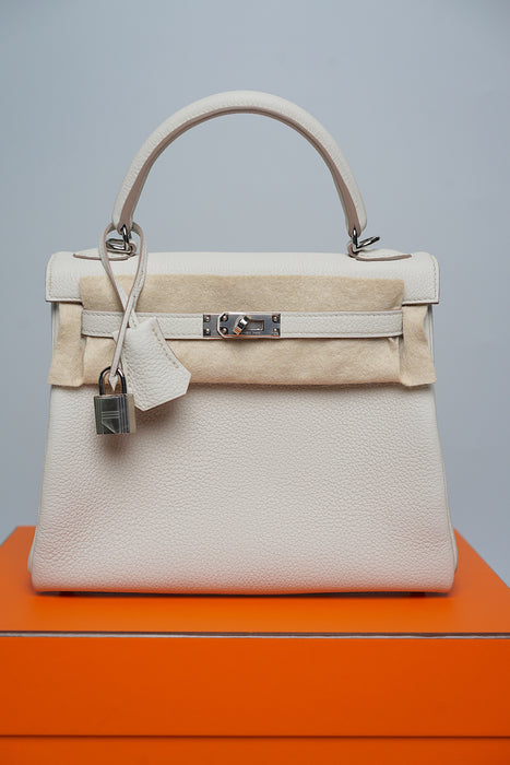 Hermes Kelly 25 in Beton Togo Phw