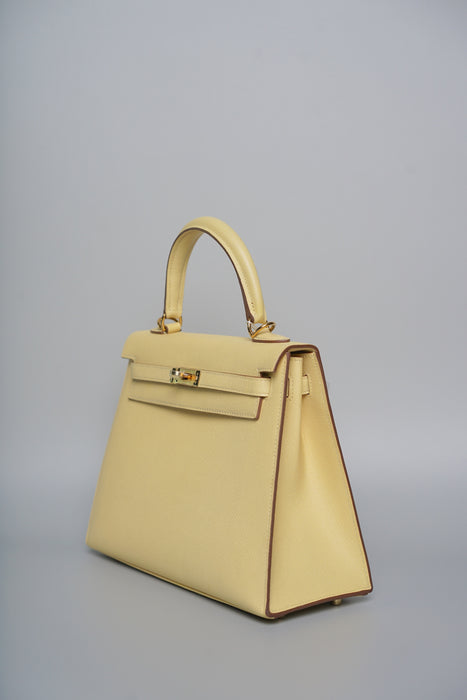 Hermes Kelly 25 in Jaune Poussin Epsom Ghw