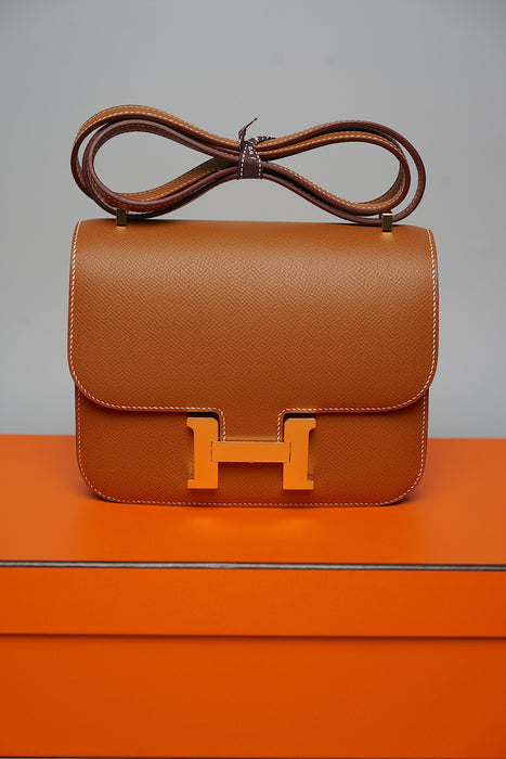 Hermes Constance 18 in Gold Ghw (Brand New)