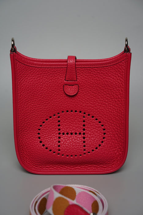 Hermes Mini Evelyne Sangle Flipperball in Framboise Phw