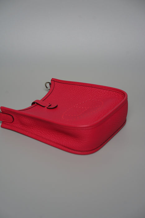 Hermes Mini Evelyne Sangle Flipperball in Framboise Phw