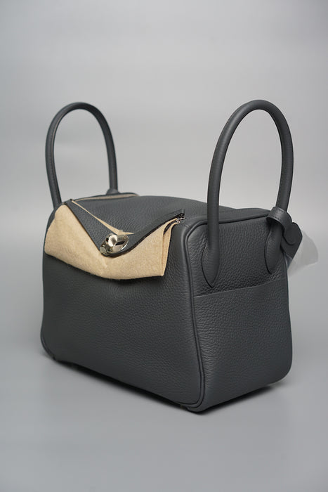 Hermes Lindy 26 in Gris Misty Phw (Brand New)