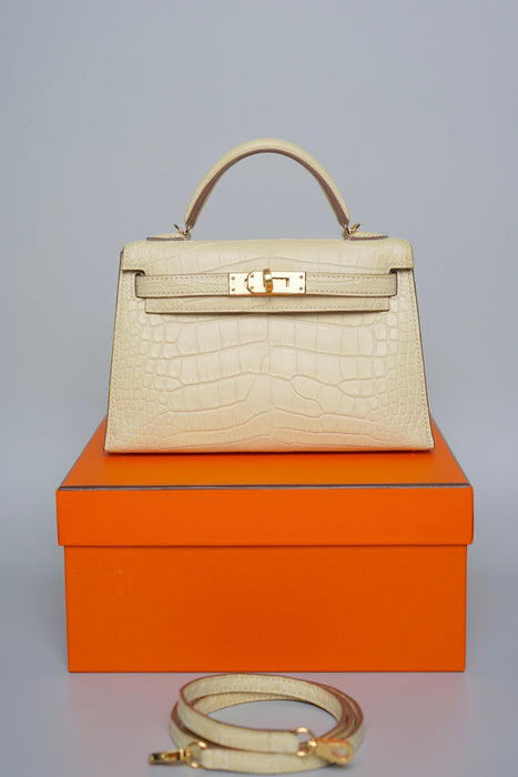 Hermes Kelly 20 HSS in Vanilla Matte Alligator Ghw (Brand new)