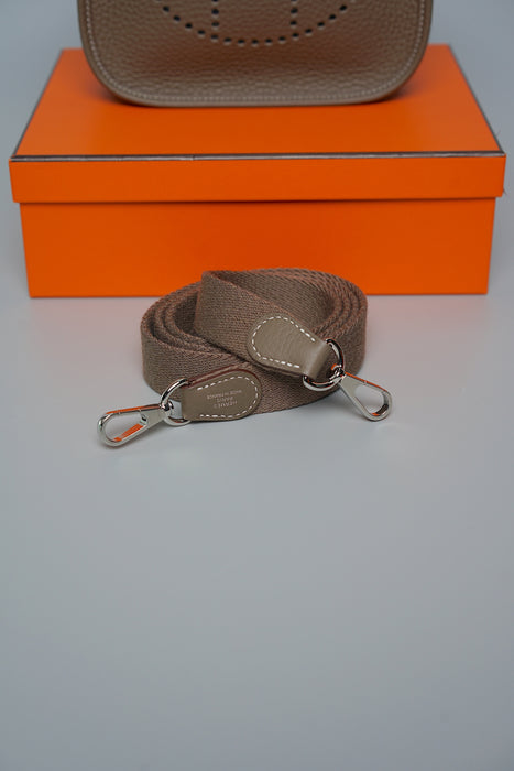Hermes Mini Evelyne in Etoupe Phw