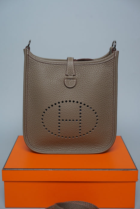 Hermes Mini Evelyne in Etoupe Phw