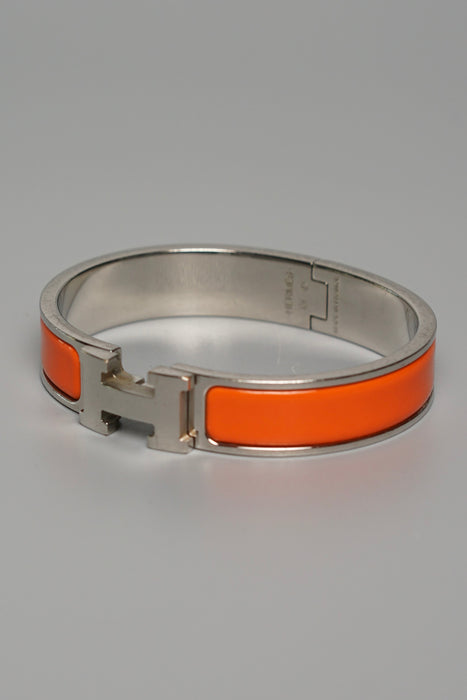 Hermes Clic H Bracelet in Orange Phw Size PM