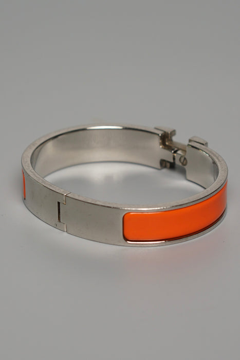 Hermes Clic H Bracelet in Orange Phw Size PM