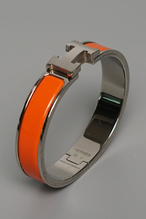 Hermes Clic H Bracelet in Orange Phw Size PM