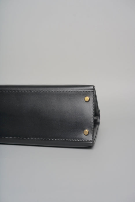 Hermes Kelly 28 in Black Box Ghw