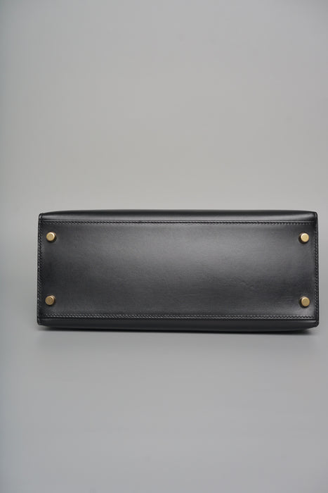 Hermes Kelly 28 in Black Box Ghw