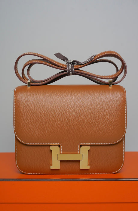 Hermes Constance 18 in Gold Epsom Ghw (Brand new)