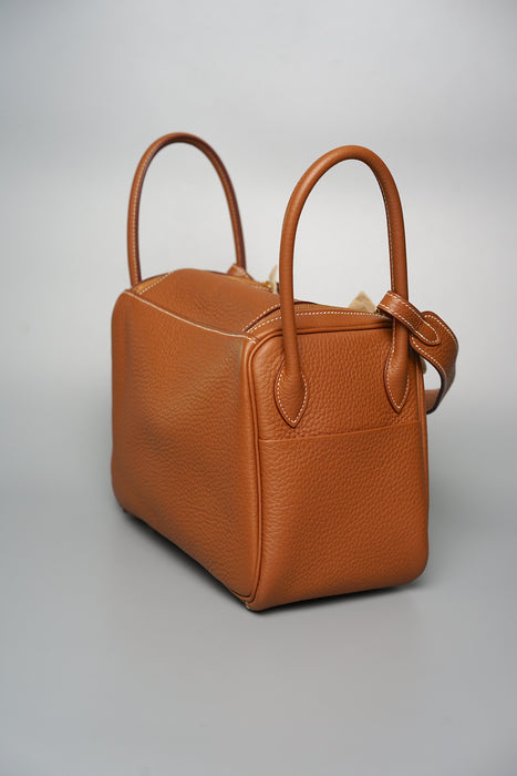 Hermes Lindy 26 in Gold Ghw