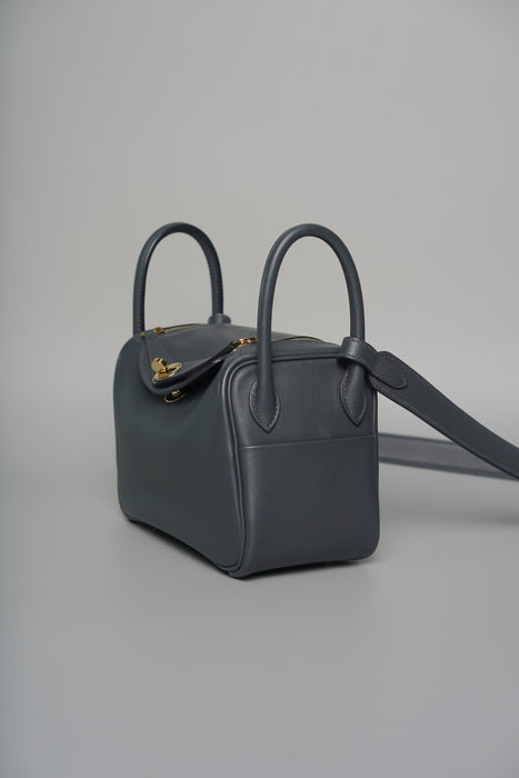 Hermes Mini Lindy in Gris Misty Swift Permabrass