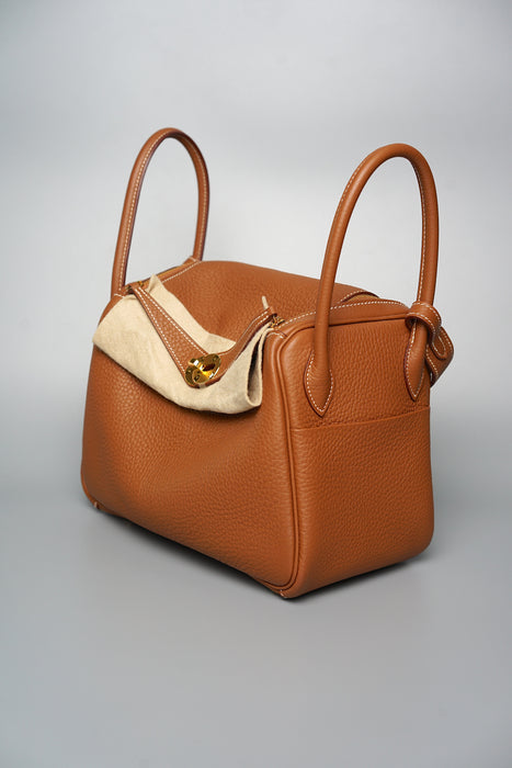 Hermes Lindy 26 in Gold Ghw