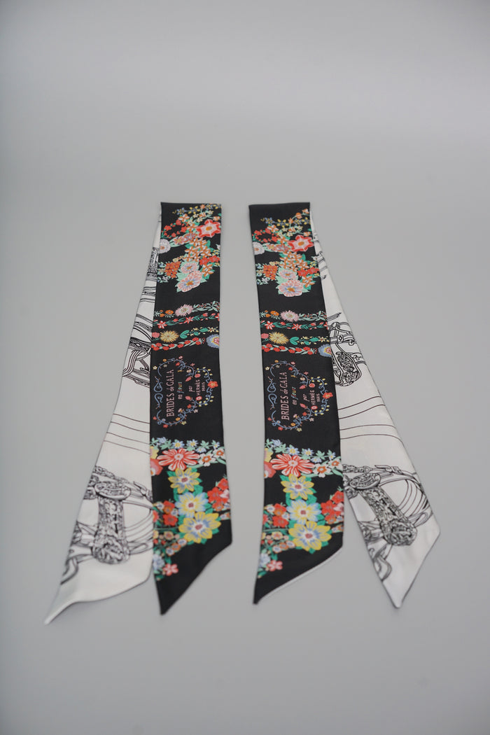 Scarves, shawls & twilly