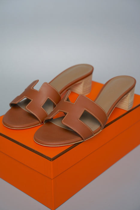 Hermes Oasis Sandals in Gold Size 37 (Brand New)