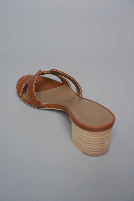 Hermes Oasis Sandals in Gold Size 37 (Brand New)