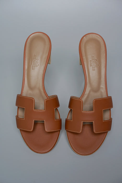 Hermes Oasis Sandals in Gold Size 37 (Brand New)