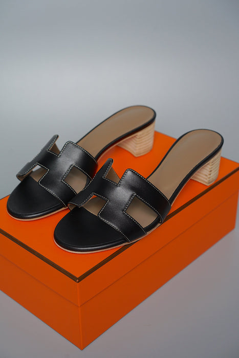 Hermes Oasis Sandals in Black Size 34.5 (Brand New)