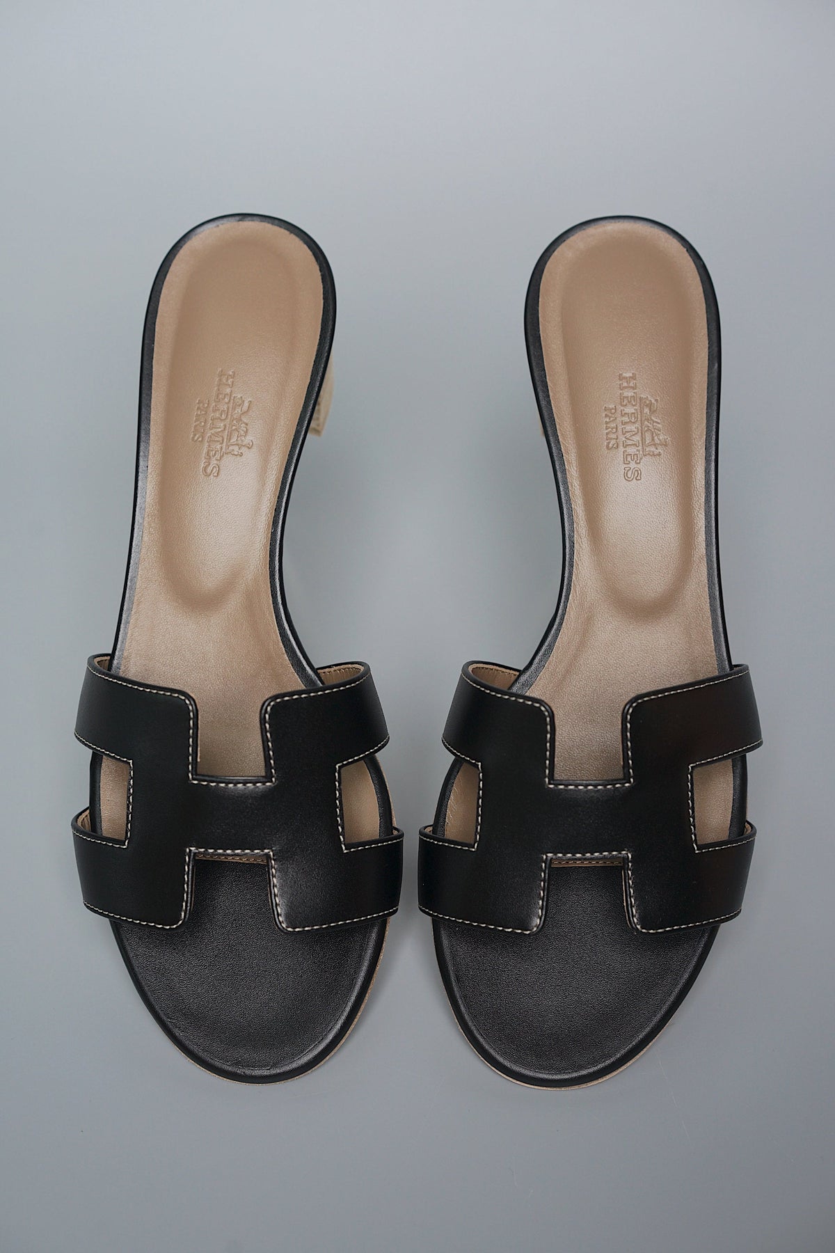 Hermes Oasis Sandals in Black Size 34.5 (Brand New)– ORANGEPORTER