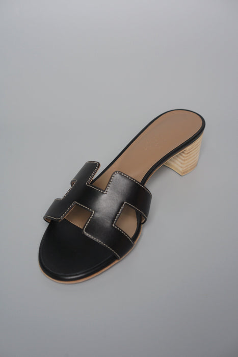 Hermes Oasis Sandals in Black Size 34.5 (Brand New)