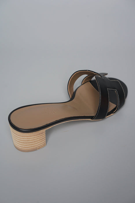 Hermes Oasis Sandals in Black Size 34.5 (Brand New)