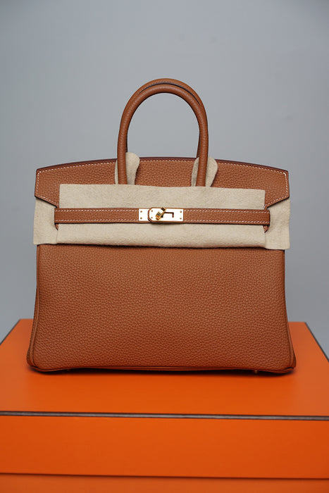 Hermes Birkin 25 in Gold Togo Ghw