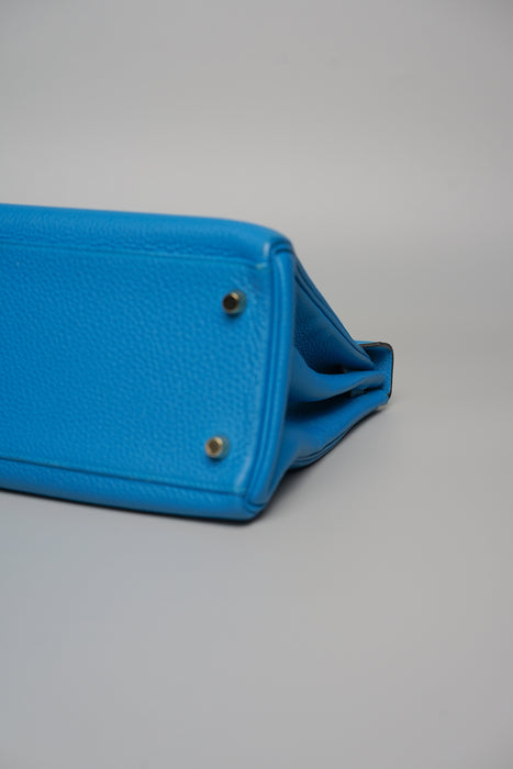 Hermes Kelly 32 Retourne in Blue Zanzibar Togo Ghw