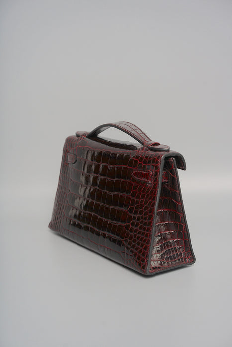Hermes Kelly Pochette in Bordeaux Shiny Alligator Permabrass