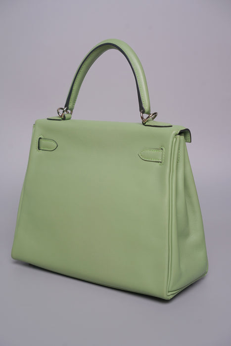 Hermes Kelly Retourne 25 in Vert Criquet Phw