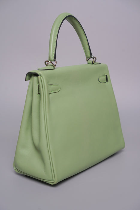 Hermes Kelly Retourne 25 in Vert Criquet Phw