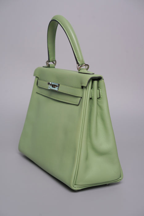 Hermes Kelly Retourne 25 in Vert Criquet Phw