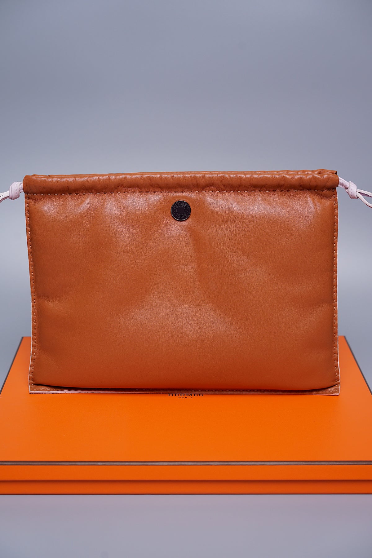 Hermes Pilo pouch エルメス ポーチ HERMES エルメス Pilo スマホ 携帯 メガネ ケース 巾着 (HERMES/ポーチ
