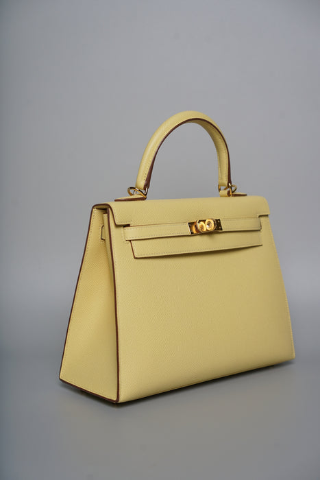 Hermes Kelly 25 in Jaune Poussin Epsom Ghw
