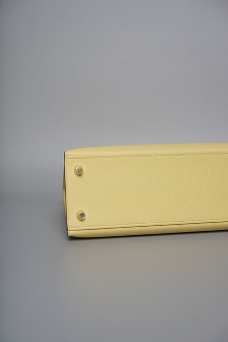 Hermes Kelly 25 in Jaune Poussin Epsom Ghw