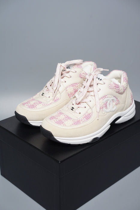 Chanel 23S Sneakers in Size 37