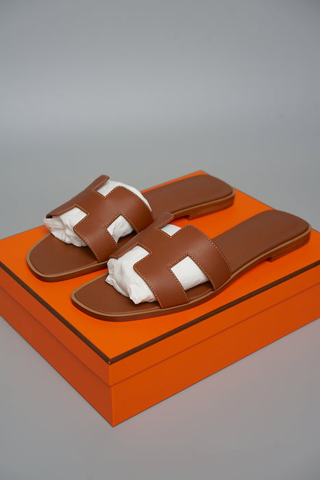 Hermes Oran Sandals in Gold Size 39 (Brand New)