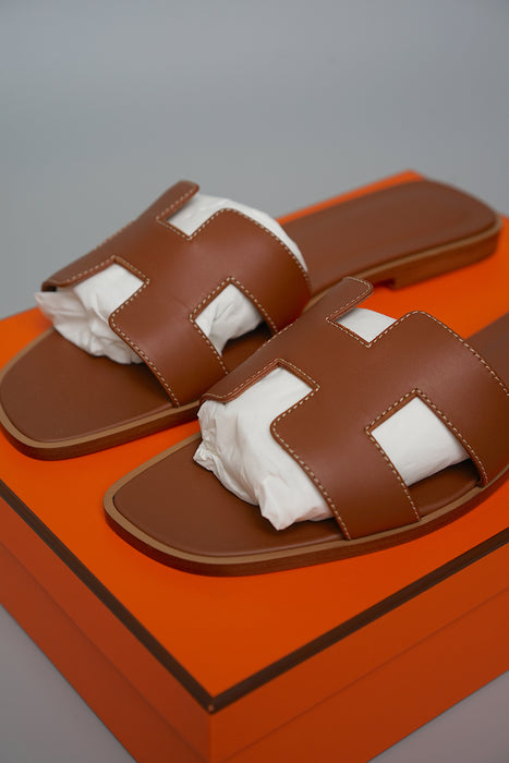 Hermes Oran Sandals in Gold Size 39 (Brand New)