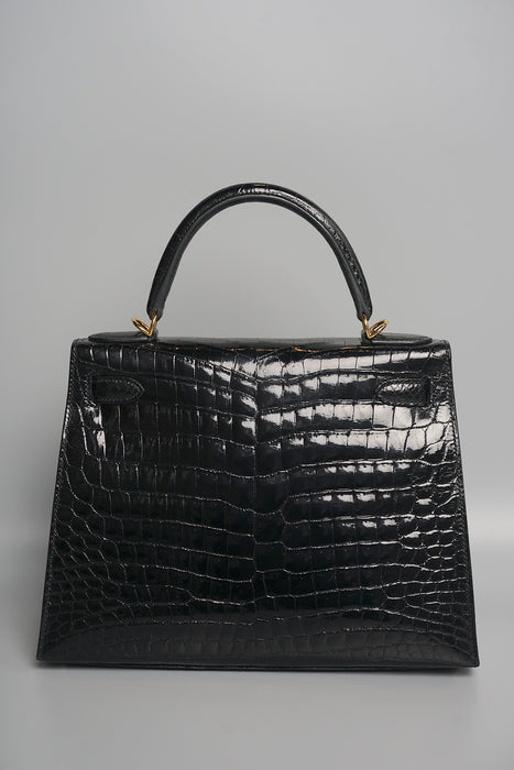 Hermes Kelly 28 in Black Shiny Alligator Ghw