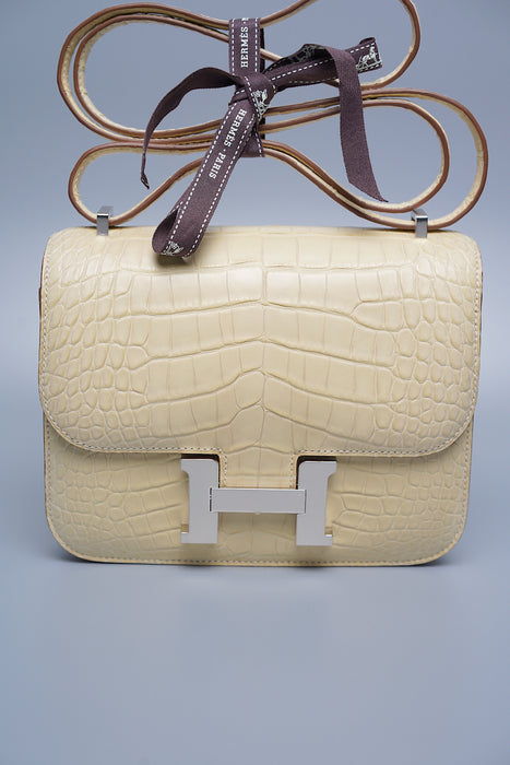 Hermes Constance 18 in Vanilla Matte Croc Phw (Brand New)