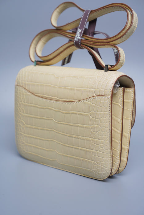 Hermes Constance 18 in Vanilla Matte Croc Phw (Brand New)