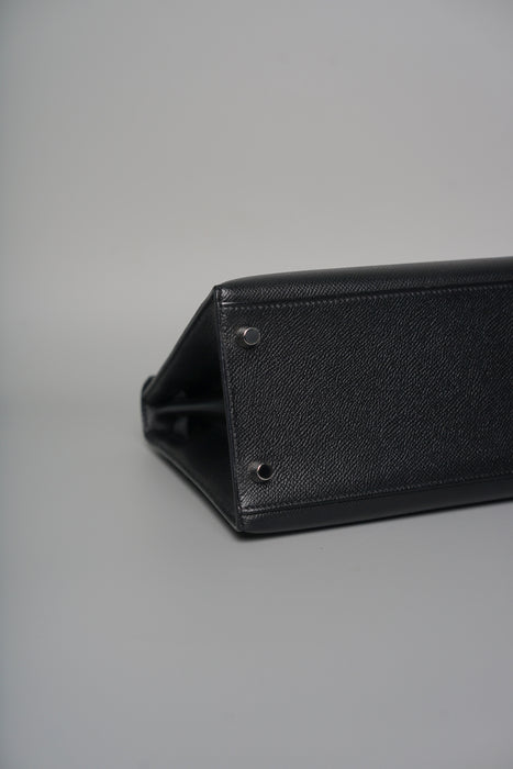 Hermes Kelly 28 in Black Epsom Sellier Phw