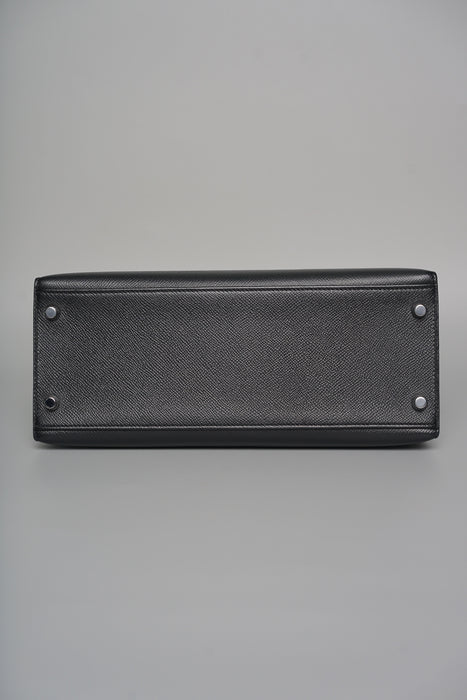 Hermes Kelly 28 in Black Epsom Sellier Phw