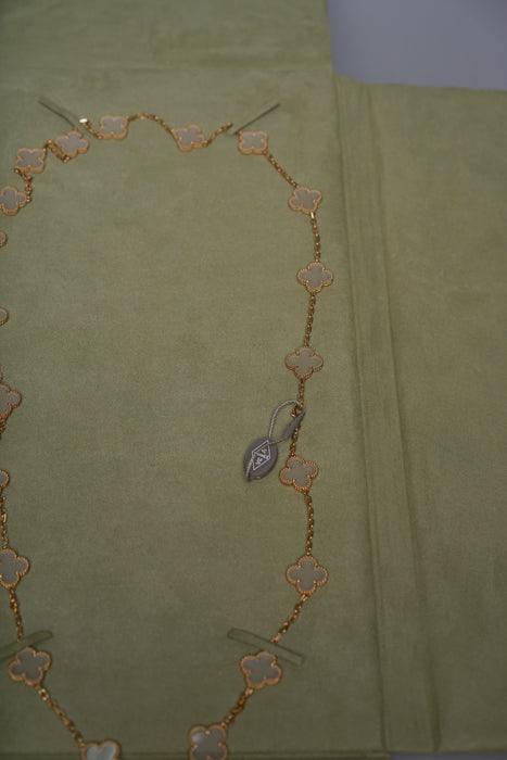 VCA Vintage Alhambra necklace, 20 motifs, White mop, Yellow Gold (Brand New)