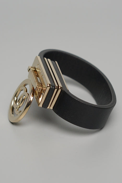 Chanel 19C Bracelet in Gold/Black