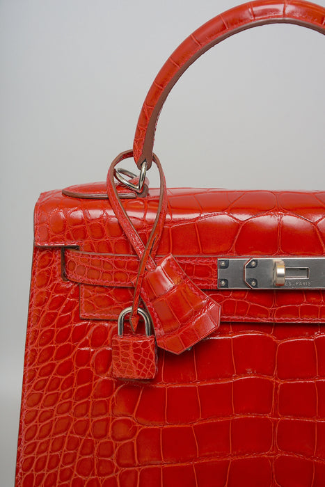 Hermes Kelly 28 in Braise Shiny Alligator Phw