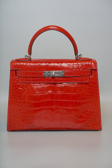 Hermes Kelly 28 in Braise Shiny Alligator Phw
