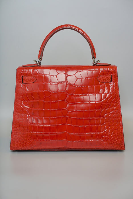 Hermes Kelly 28 in Braise Shiny Alligator Phw